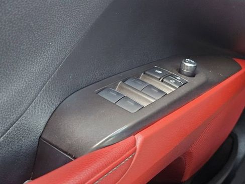 Used 2022 Toyota Camry XSE w/ Navigation Package image 15