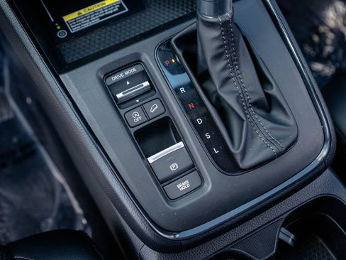 Used 2025 Honda CR-V EX-L image 30