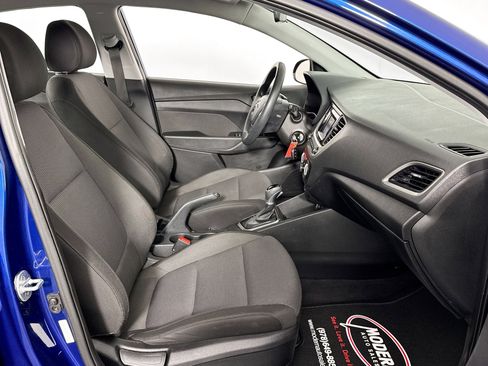 Used 2019 Hyundai Accent SE image 34