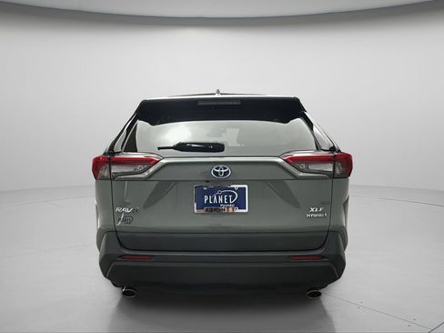 Used 2020 Toyota RAV4 XLE w/ Convenience Package AWD/4WD image 5