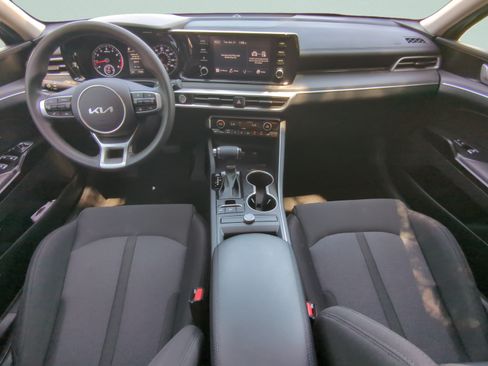 Used 2024 Kia K5 LXS FWD image 12