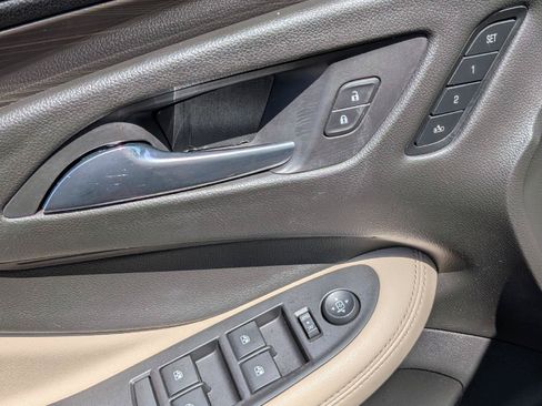Used 2019 Buick Envision Premium w/ Driver Confidence Package AWD/4WD image 13