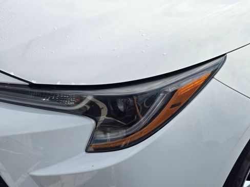 Used 2024 Toyota Corolla LE FWD image 19