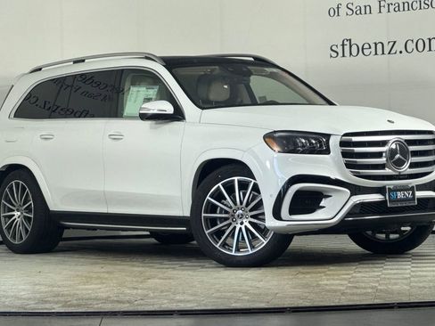 New 2026 Mercedes-Benz GLS 580 4MATIC image 2