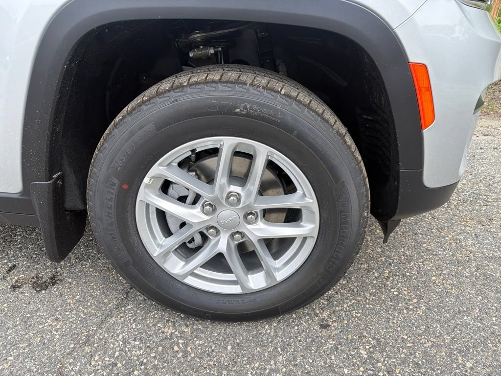 New 2026 Jeep Grand Cherokee Laredo X AWD/4WD image 27