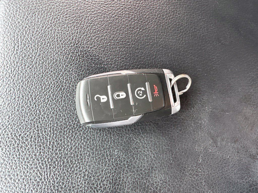 Used 2025 RAM 2500 Big Horn AWD/4WD image 20