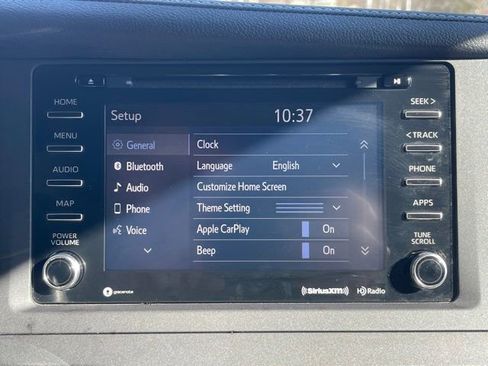 Used 2020 Toyota Sienna XLE image 12