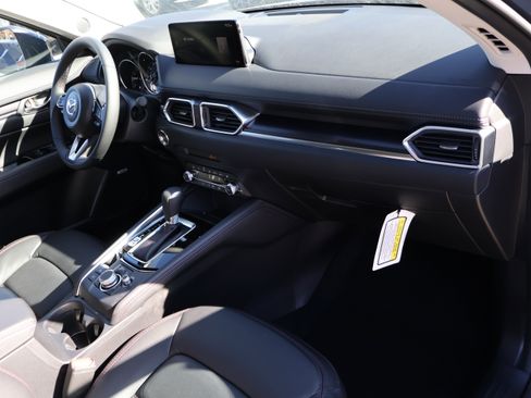 New 2025 MAZDA CX-5 Carbon Edition image 10
