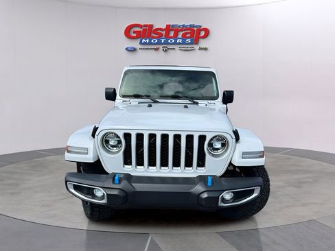 Used 2022 Jeep Wrangler Unlimited Sahara w/ Cold Weather Group AWD/4WD image 2
