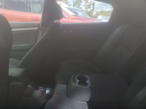 Used 2021 Honda Civic EX image 9