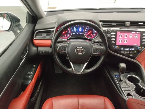 Used 2019 Toyota Camry XSE FWD image 22