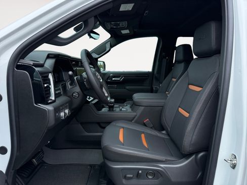 New 2026 GMC Sierra 1500 AT4 w/ AT4 Premium Package AWD/4WD image 10