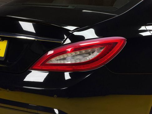 Used 2013 Mercedes-Benz CLS 550 image 8