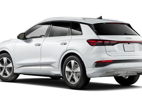 Certified 2025 Audi Q4 e-tron Premium AWD/4WD image 2