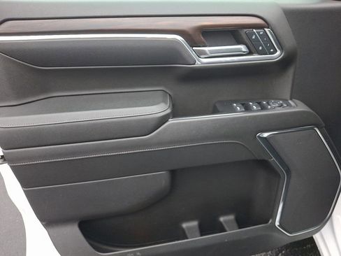 Certified 2024 GMC Sierra 1500 SLT image 13