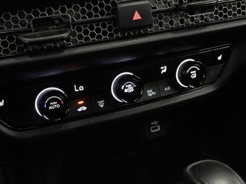 Certified 2023 Honda HR-V Sport image 23
