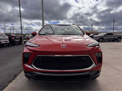 Used 2024 Buick Encore GX Sport Touring image 8