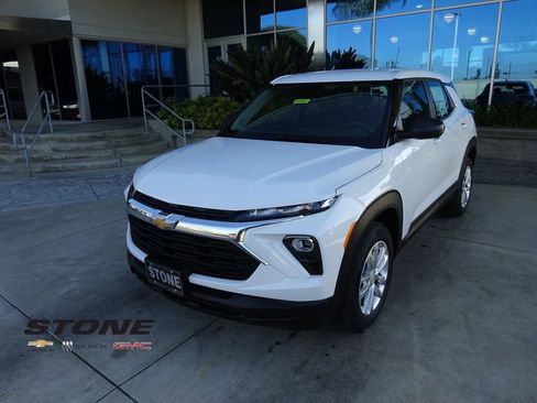 New 2026 Chevrolet TrailBlazer LS image 3