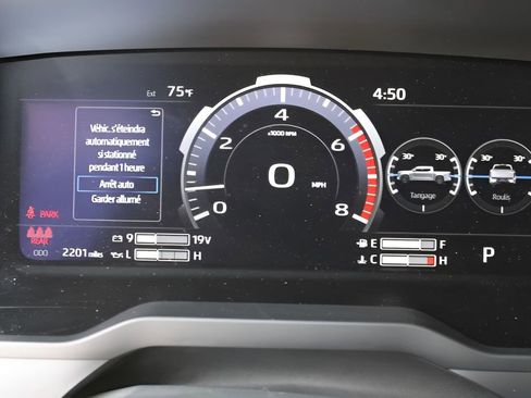 Certified 2025 Toyota Tundra Limited AWD/4WD image 11