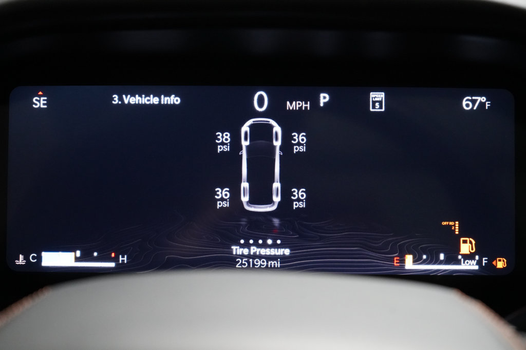 Certified 2025 Jeep Grand Cherokee L Summit AWD/4WD image 17