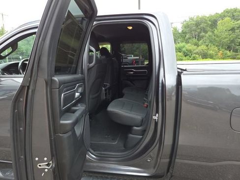 Used 2019 RAM 1500 Big Horn AWD/4WD image 32