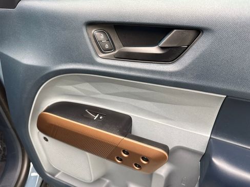 Used 2022 Ford Maverick Lariat w/ Lariat Luxury Package image 49