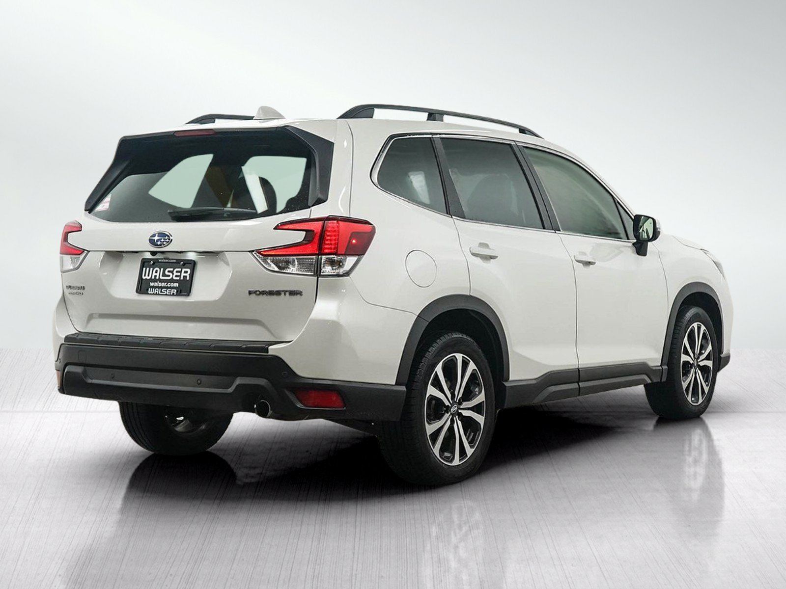 Used 2020 Subaru Forester Limited w/ Popular Package #3 AWD/4WD image 5
