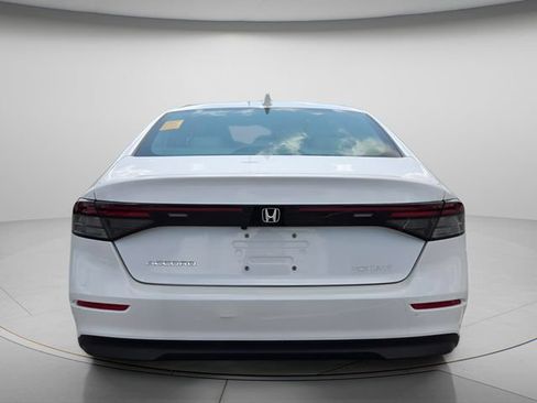 Used 2024 Honda Accord LX image 5
