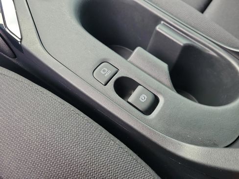 Used 2024 Toyota Corolla LE image 30