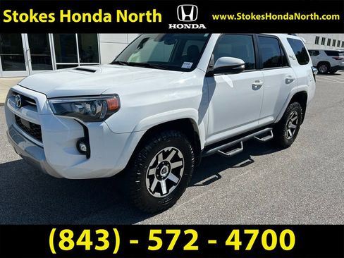 Used 2024 Toyota 4Runner TRD Off-Road Premium w/ Moonroof Package AWD/4WD image 2