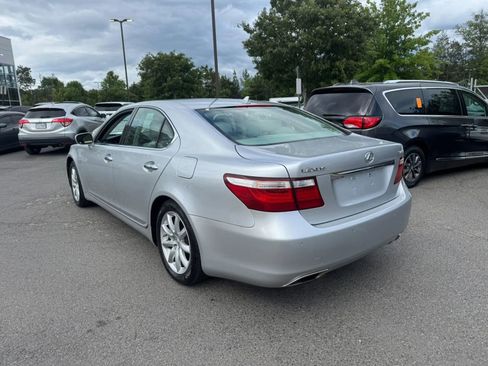 Used 2007 Lexus LS 460 RWD image 5