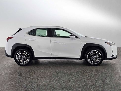 New 2026 Lexus UX 300h FWD image 2