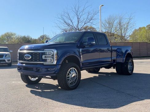 Used 2026 Ford F450 Lariat image 7