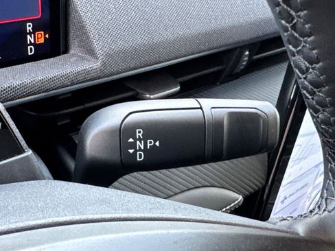 Certified 2025 Ford Mustang Mach-E Select image 27