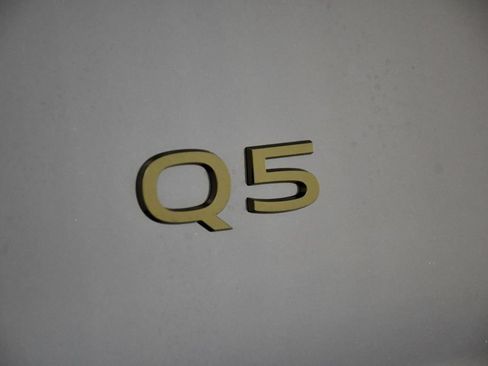 Used 2025 Audi Q5 Premium Plus w/ Premium Plus AWD/4WD image 9