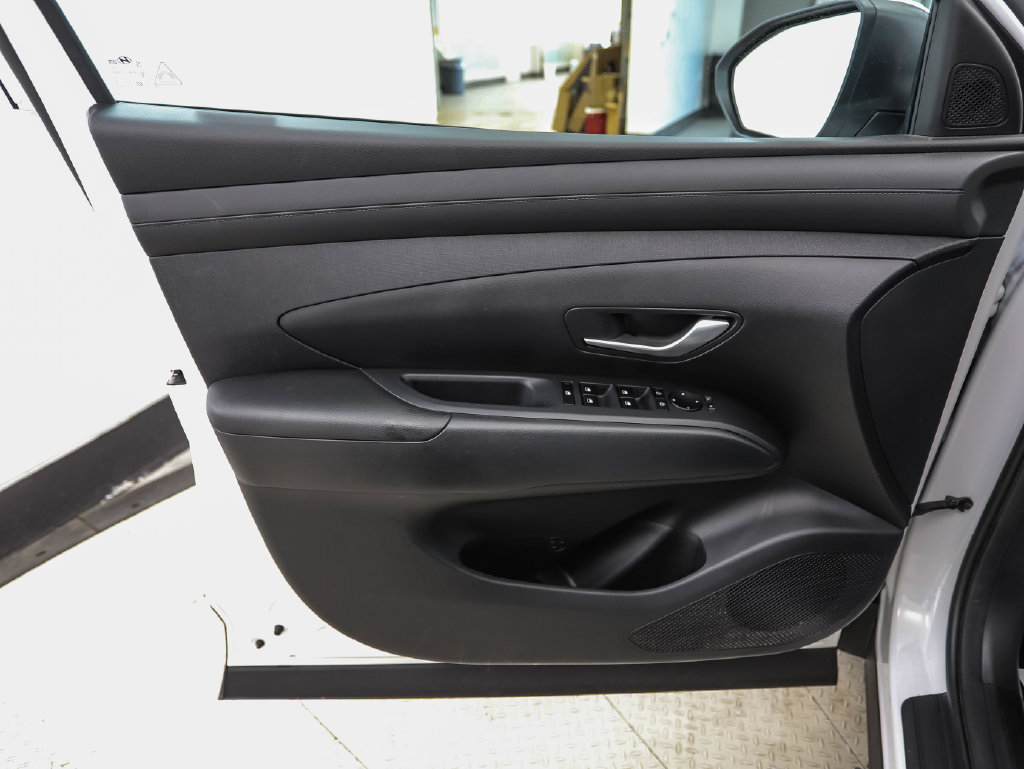 Used 2025 Hyundai Tucson SEL AWD/4WD image 9
