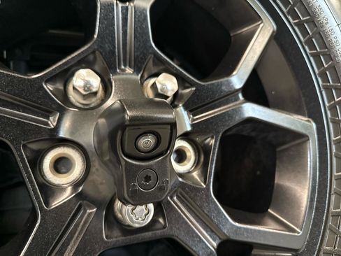 Used 2024 Jeep Wrangler Unlimited image 87