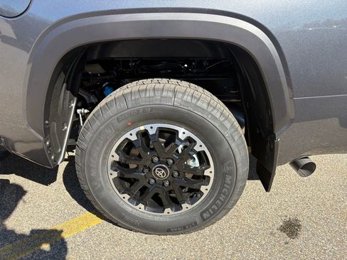 New 2026 Toyota Tundra SR5 AWD/4WD image 37