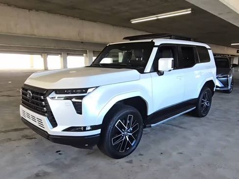 Used 2024 Lexus GX 550 w/ Accessory Package (31) AWD/4WD image 1