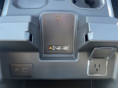 New 2026 Chevrolet Silverado 1500 LT w/ Leather Package image 30