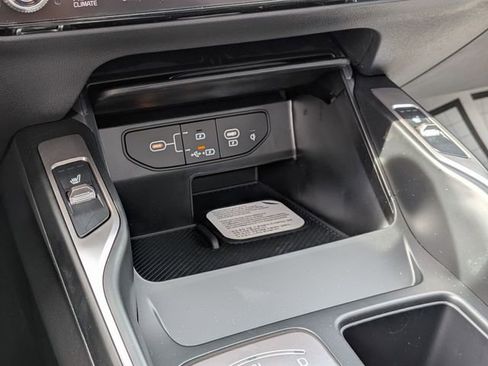 New 2026 Kia Sorento EX w/ EX Premium Package FWD image 16