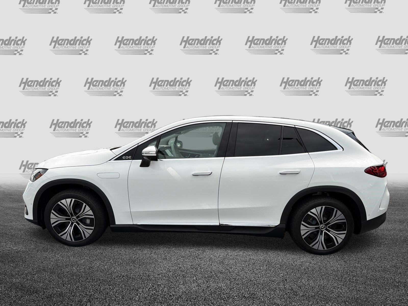 Certified 2025 Mercedes-Benz EQE 350+ 4MATIC SUV w/ Driver Assistance Package image 7
