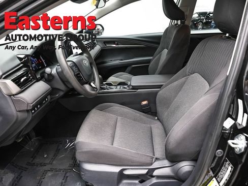 Used 2025 Toyota Camry LE FWD image 14