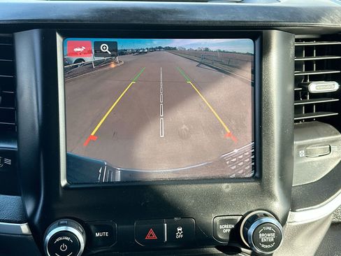 Used 2024 RAM 3500 Big Horn image 17