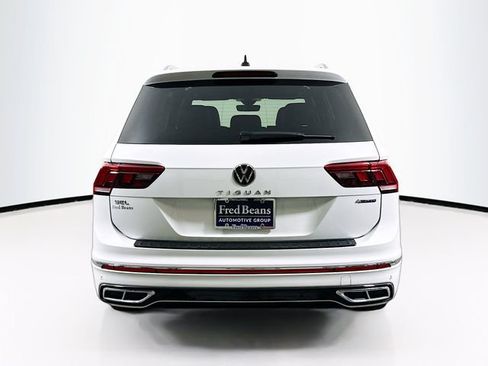 Used 2024 Volkswagen Tiguan SEL R-Line AWD/4WD image 7