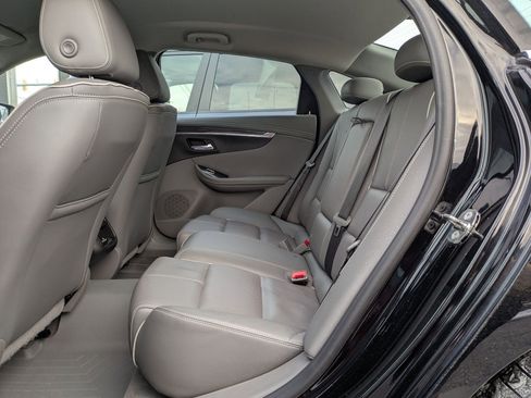 Used 2018 Chevrolet Impala Premier image 9