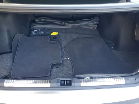 Used 2025 Lexus IS 350 F Sport image 9