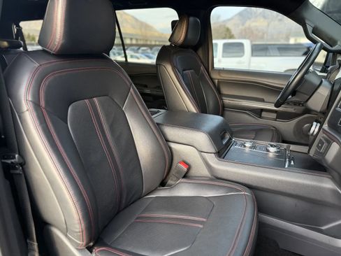 Used 2022 Ford Expedition Max Limited image 21