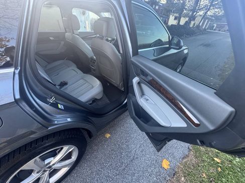 Used 2020 Audi Q5 2.0T Premium AWD/4WD image 15