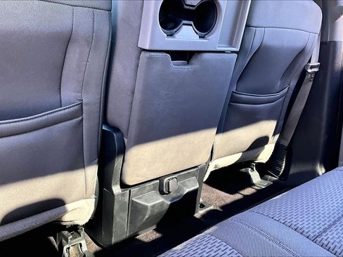 Used 2016 Ford F150 XLT image 32